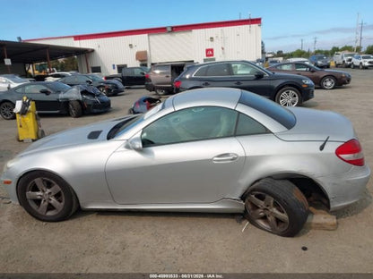 Parting Out- 2007 Mercedes-Benz SLK280 R171- 281