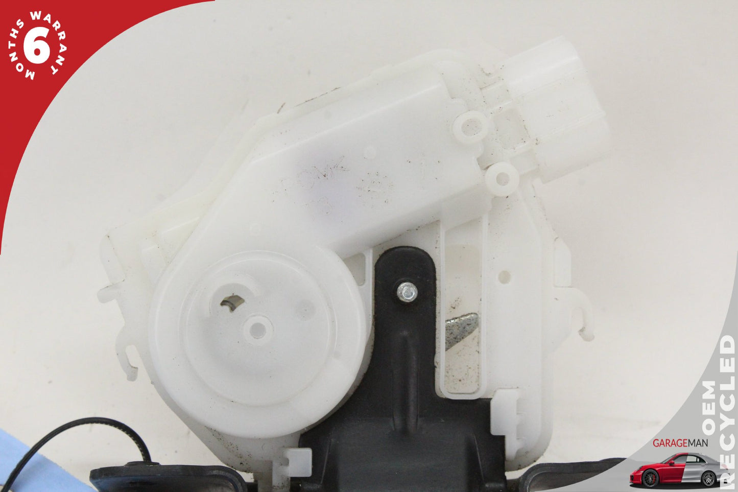 2012-2019 Fiat 500e Rear Trunk Latch Liftgate Lid Lock Actuator 68070071AD OEM
