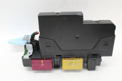 10-14 Mercedes-Benz C250 CDI W204 Rear Fuse Relay Box Module 2049060105