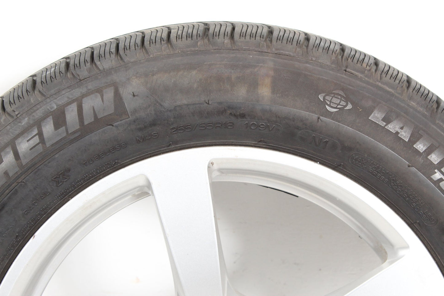 2015-2018 Porsche Macan Rear Right / Left Side Wheel Tire Rim 9JX18H2 ET21 OEM